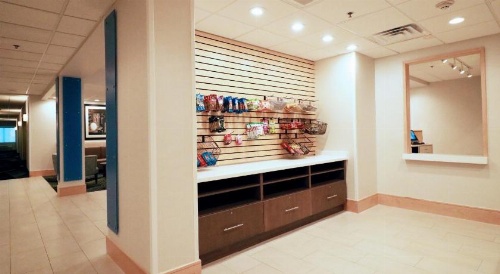Holiday Inn Express Hotel & Suites Columbia I-26 @ Harbison Blvd image 23
