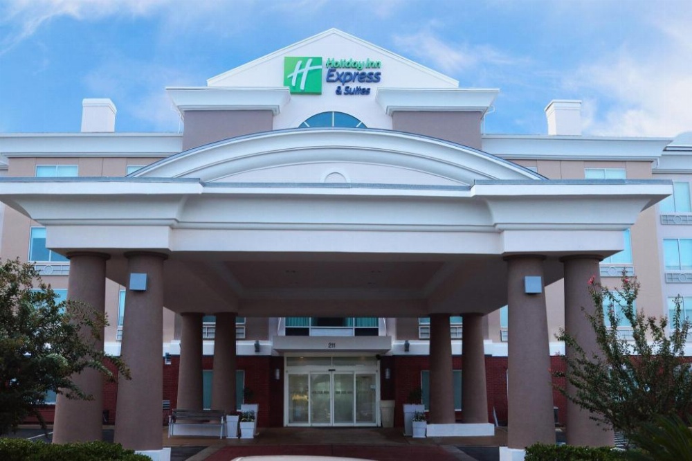 Holiday Inn Express Hotel & Suites Columbia I-26 @ Harbison Blvd Image 29